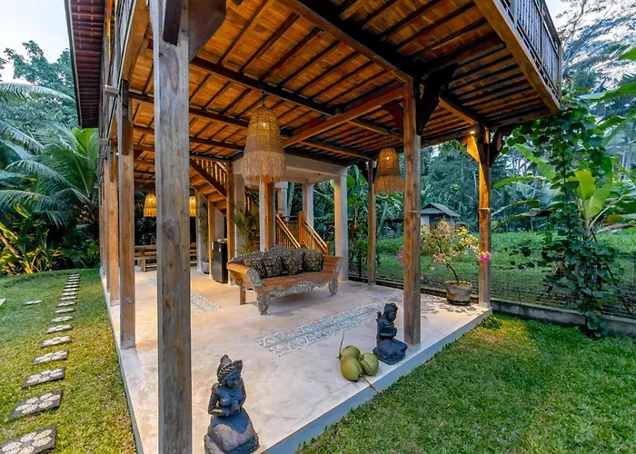 Rumah Guci ロッジ ウブド