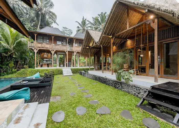 ロッジ Rumah Guci *