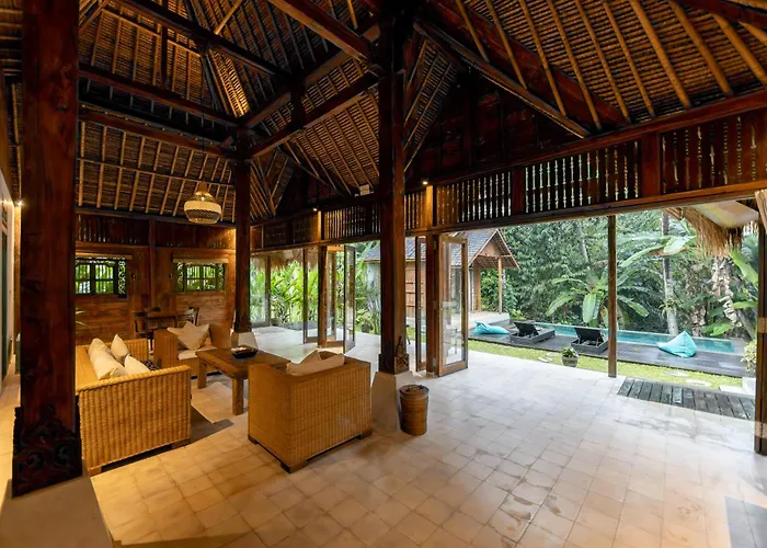 ロッジ Rumah Guci ウブド